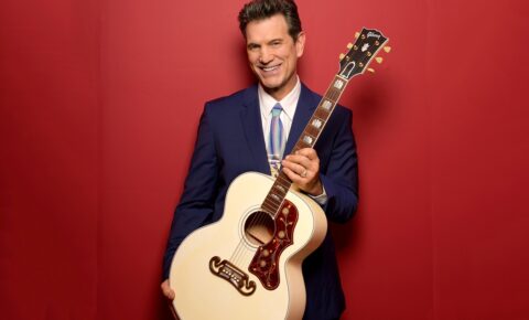 chris-isaak-4